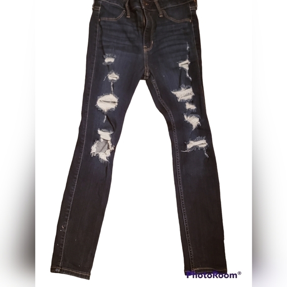 Ladies Hollister Distressed Leggings, Size 3XS. EUC. - Picture 1 of 3